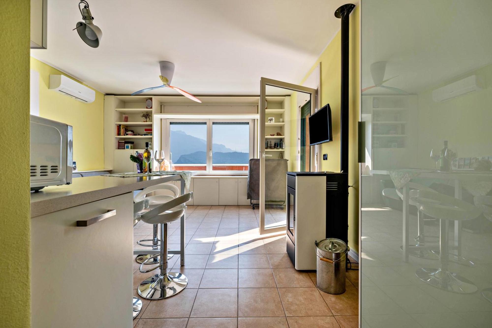 Apartamento Casa Sara With Swimming Pool Riva del Garda Exterior foto